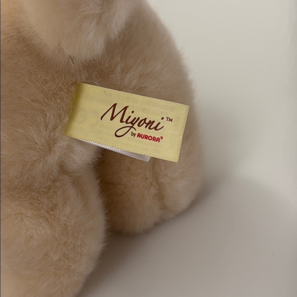 Aurora Myoni Tots 10” Golden Lab Plush Puppy - Picture 7 of 11